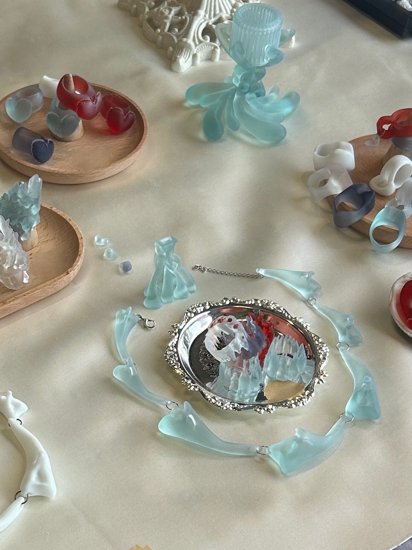 *⁂*✲ Ice Blue Amber Chain ⁂*✲゚*